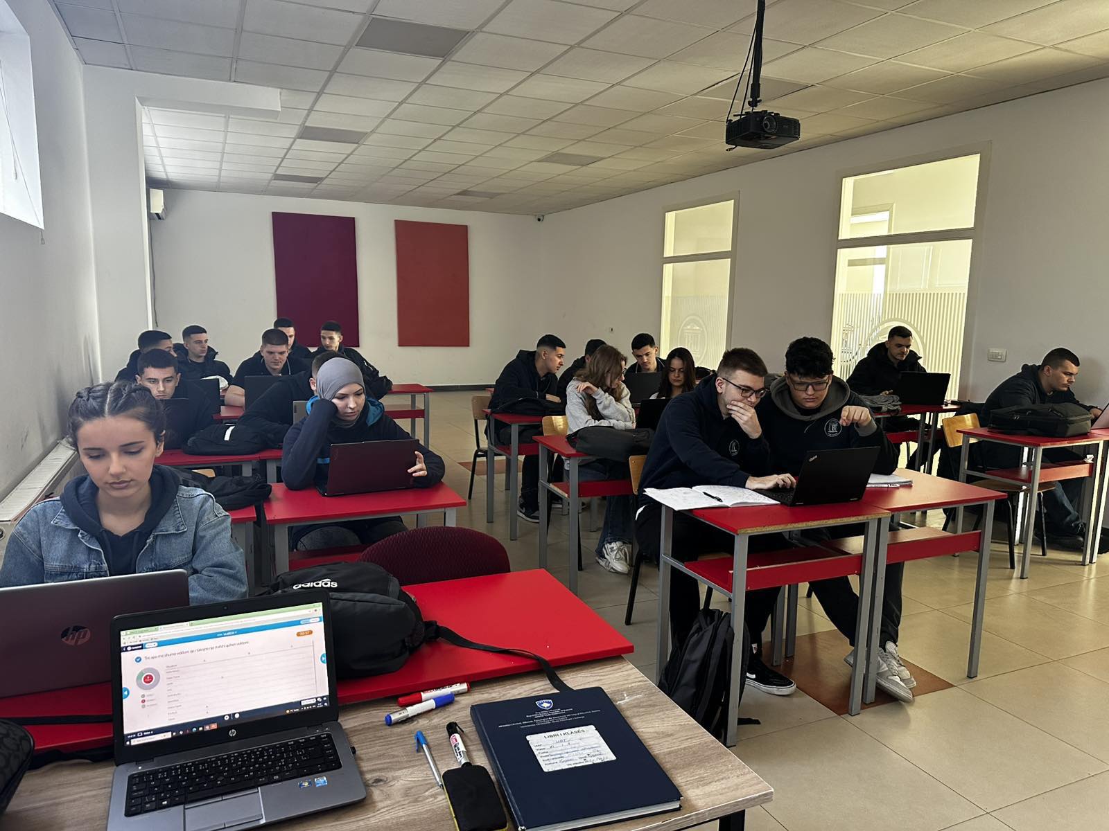 UBT International Smart Schools transformon mënyrën e të mësuarit të matematikës