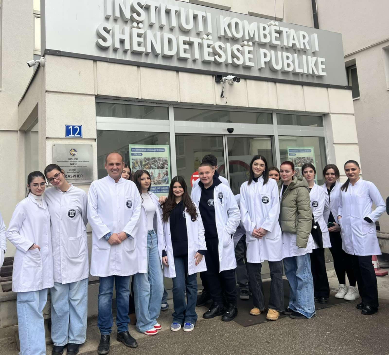 Nxënësit zhvillojnë vizitë studimore në IKShPK